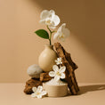 Load image into Gallery viewer, Sea Salt + Orchid Candle