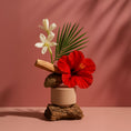 Load image into Gallery viewer, ISLAND : Hibiscus + Tuberose Candle
